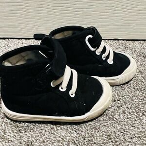 Black and white Velcro high top baby shoes. Size 5